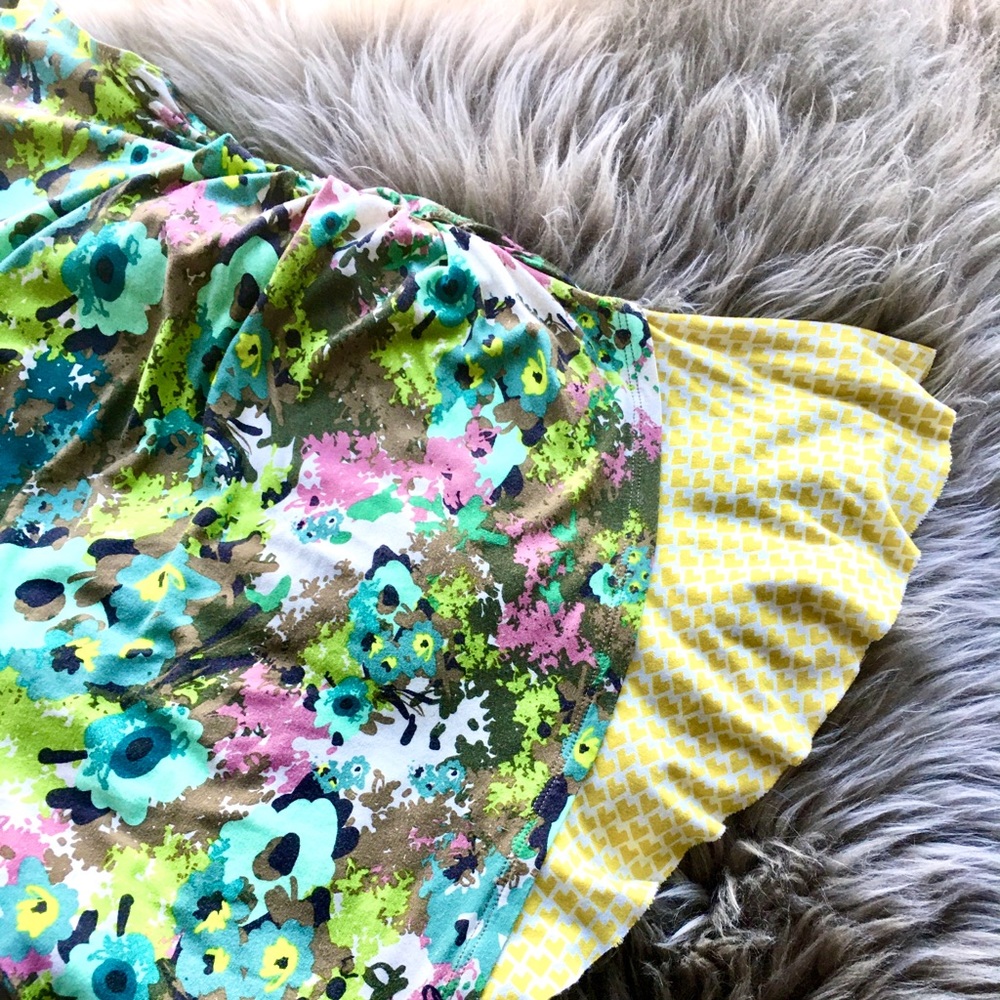 Top - Picture 4 of 6